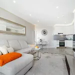 Sundream Escape - Penthouse With Ocean View, Airco, Heated Pool Apartment *