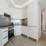 Sundream Escape - Penthouse With Ocean View, Airco, Heated Pool