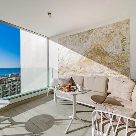 Sundream Escape - Penthouse With Ocean View, Airco, Heated Pool Appartement