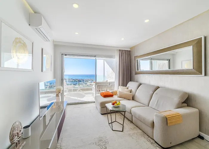 Sundream Escape - Penthouse With Ocean View, Airco, Heated Pool Apartment *