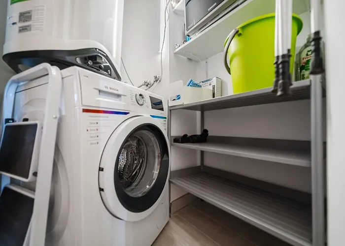 Sundream Escape - Penthouse With Ocean View, Airco, Heated Pool *